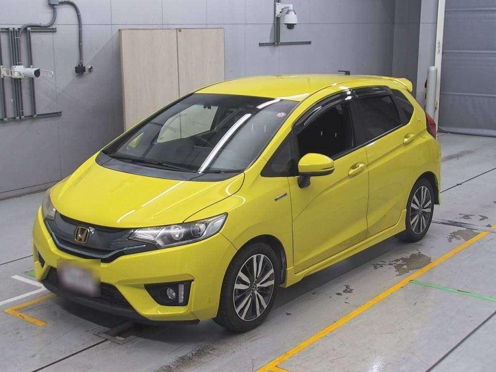 Honda Fit 2014 HONDA FIT 1.3 Automatic Petrol Yellow 5dr