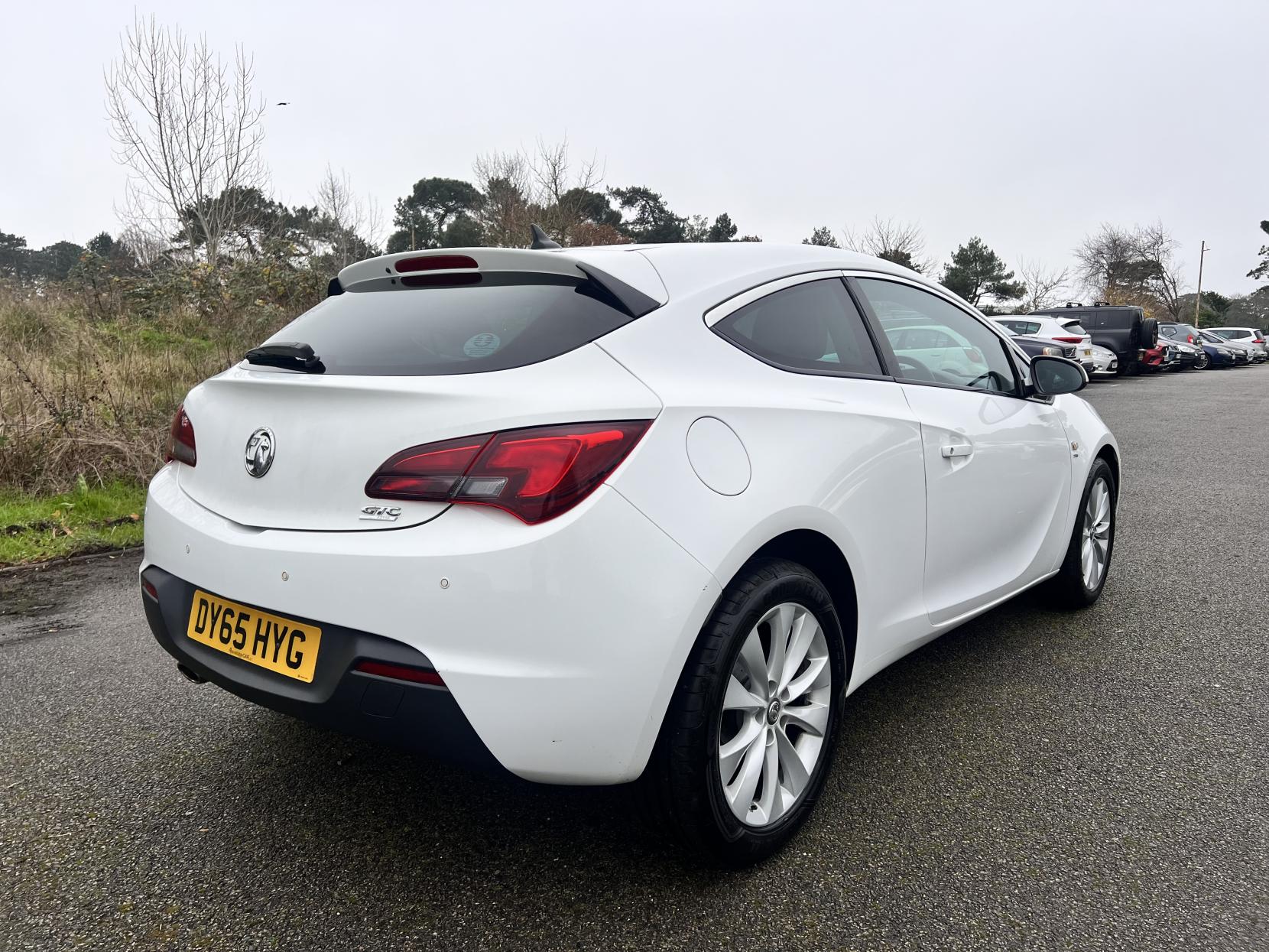 Vauxhall Astra GTC 1.4i Turbo SRi Coupe 3dr Petrol Manual Euro 6 (s/s) (140 ps)