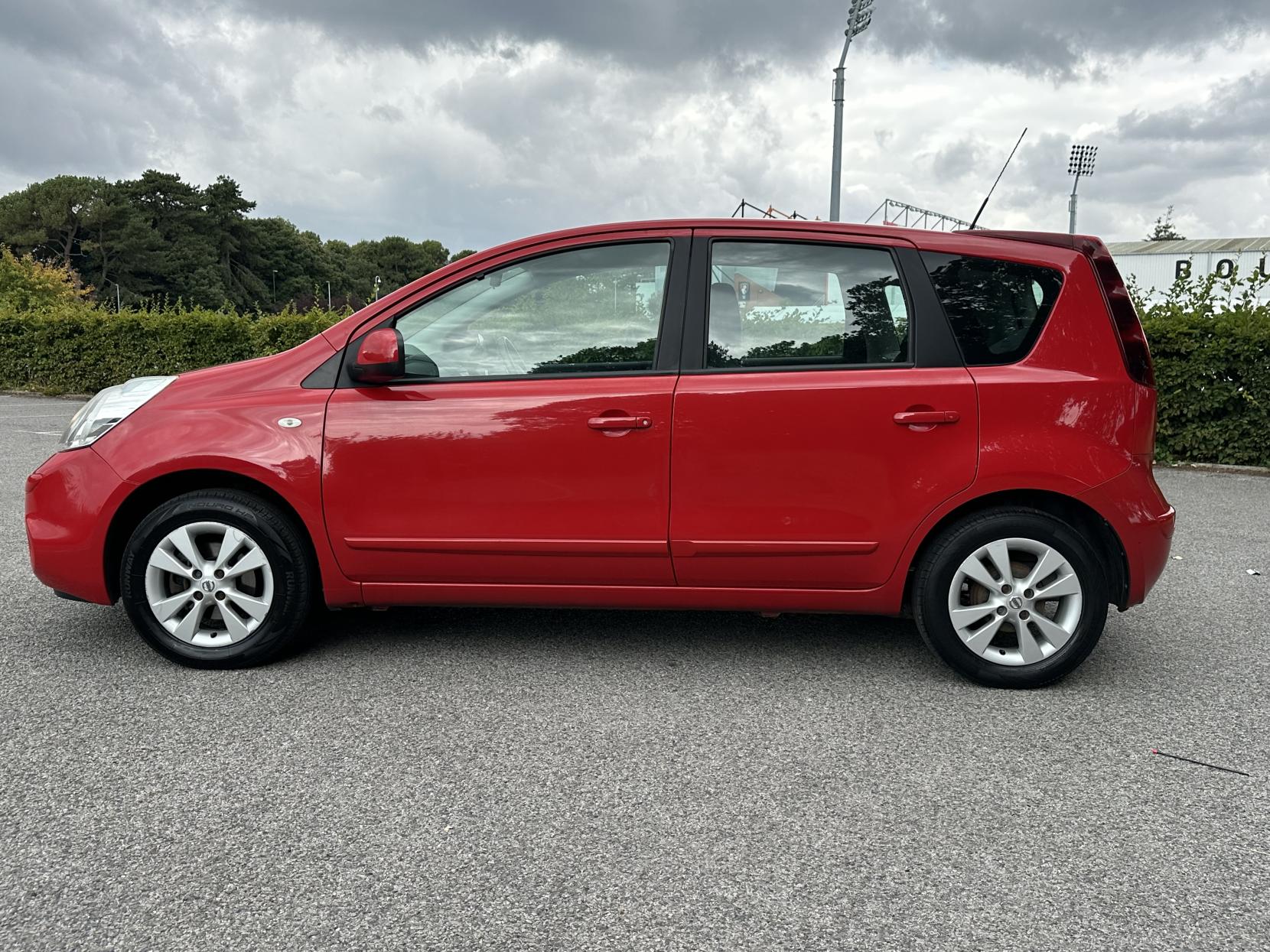 Nissan Note 1.6 16V Acenta Hatchback 5dr Petrol Manual Euro 4 (110 ps)
