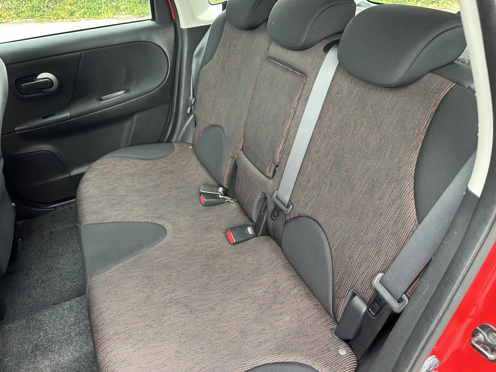 Nissan Note 1.6 16V Acenta Hatchback 5dr Petrol Manual Euro 4 (110 ps)