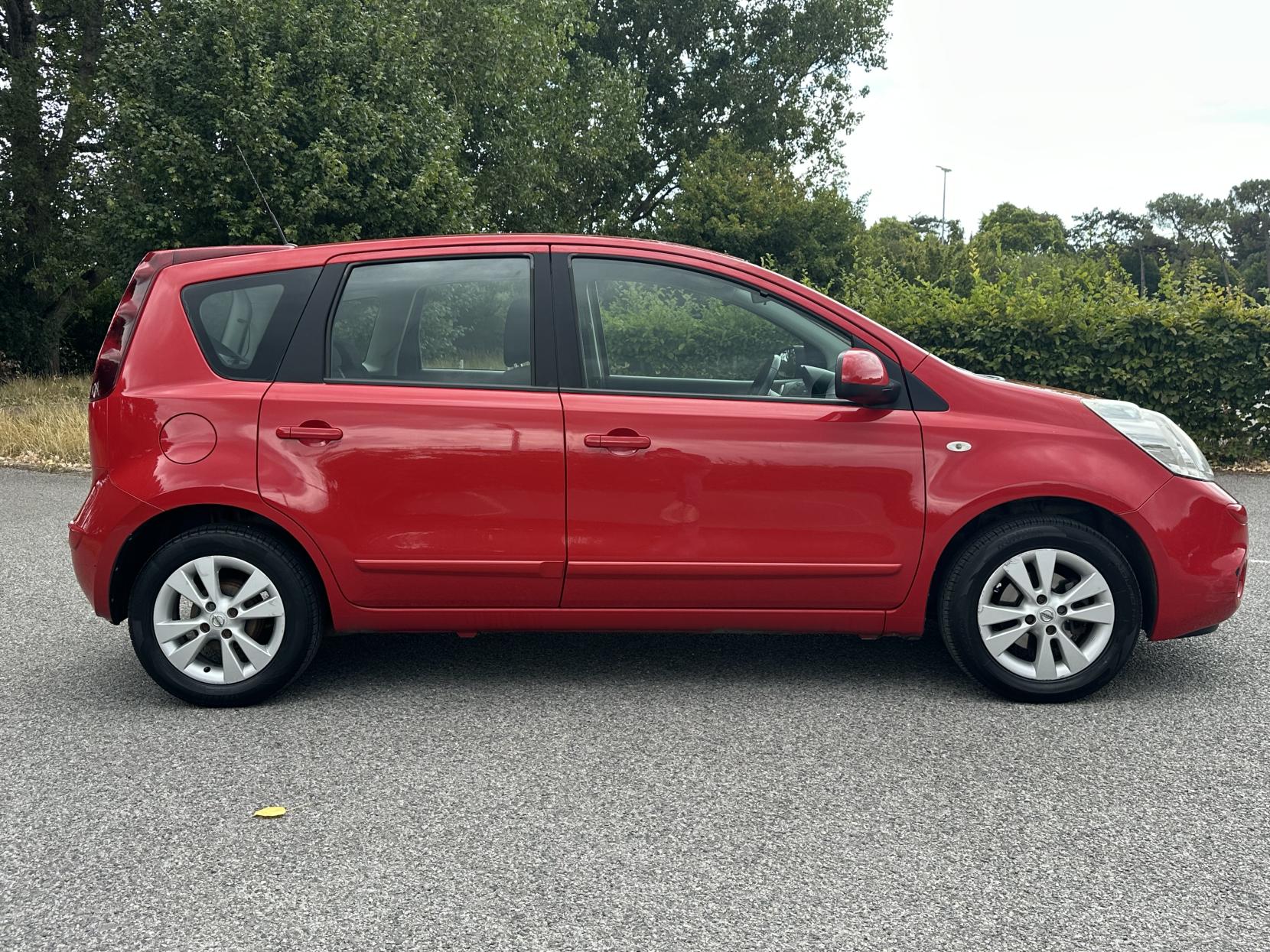 Nissan Note 1.6 16V Acenta Hatchback 5dr Petrol Manual Euro 4 (110 ps)