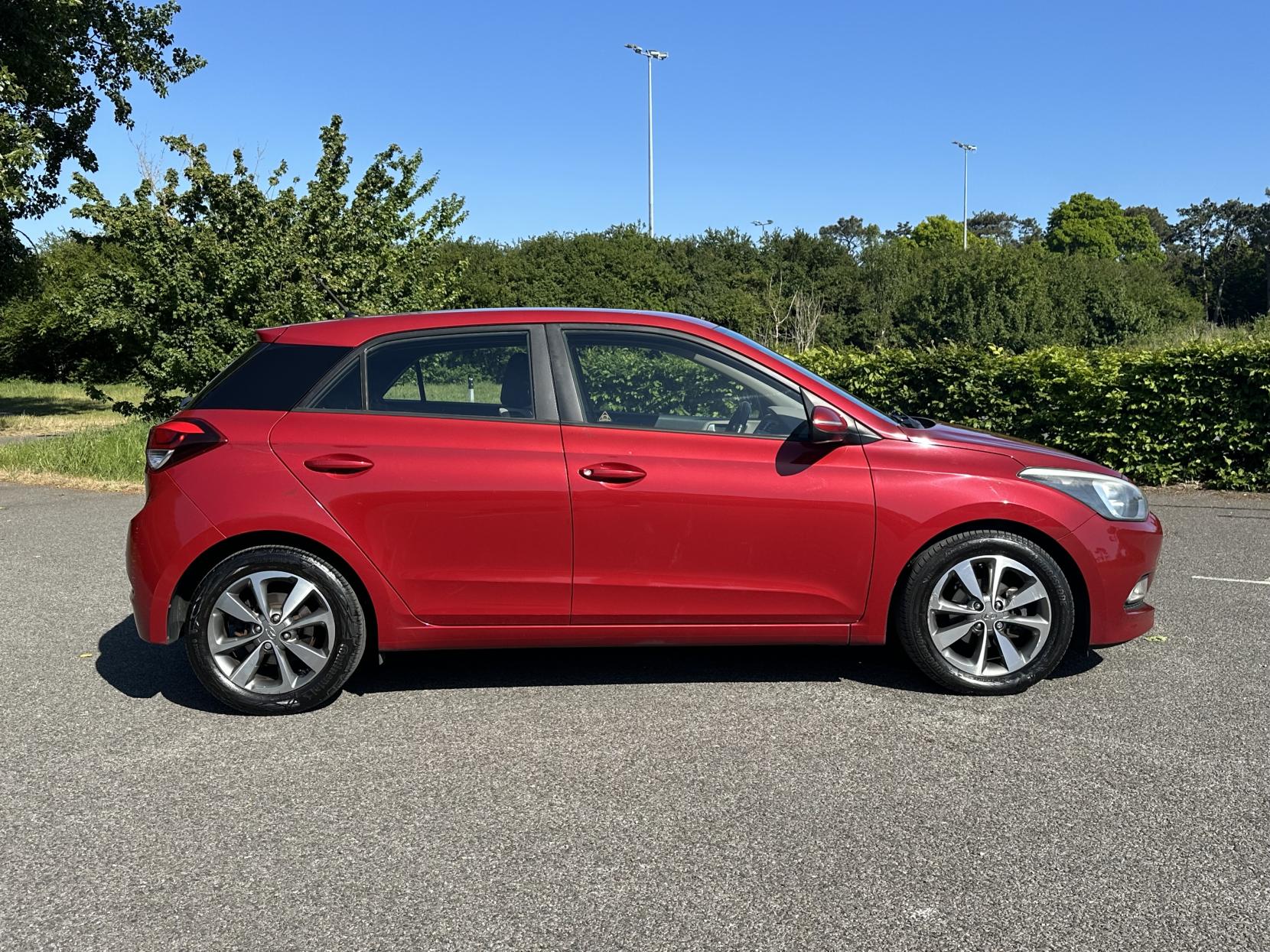 Hyundai i20 1.2 Blue Drive SE Hatchback 5dr Petrol Manual Euro 6 (s/s) (84 ps)