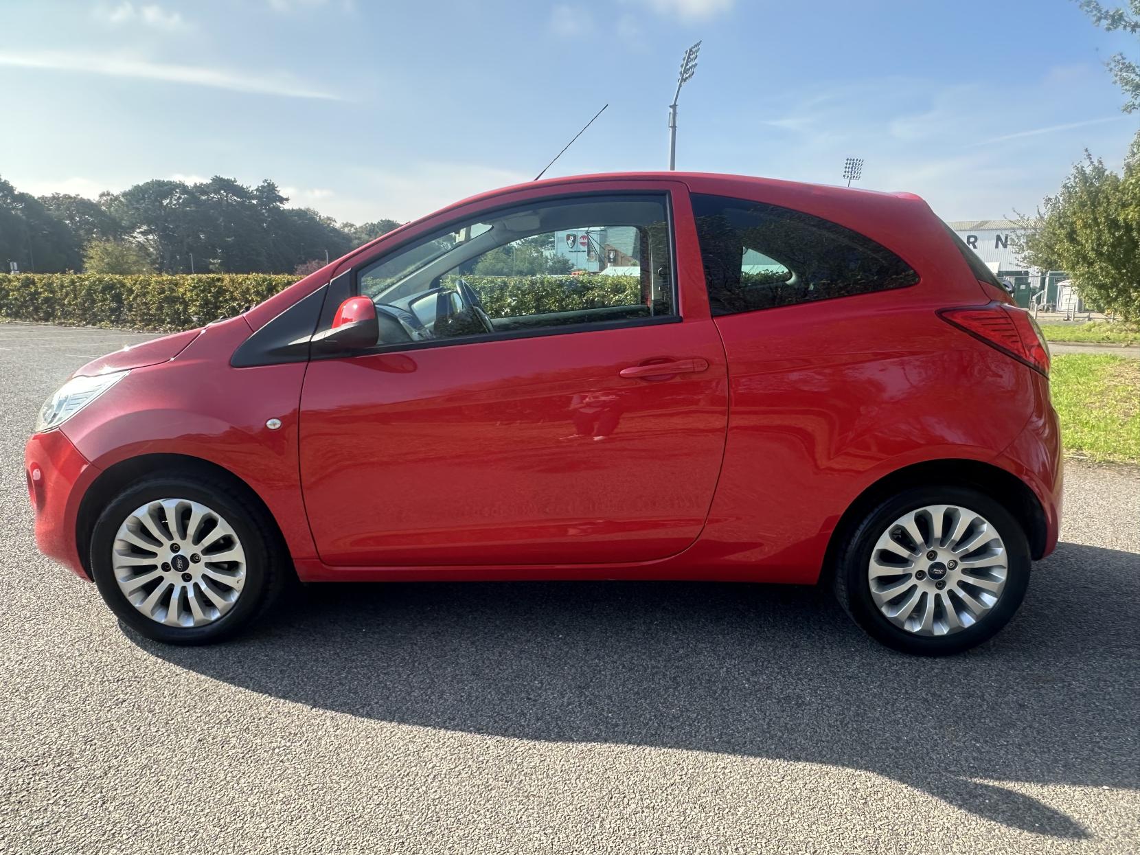 Ford Ka 1.2 Zetec Hatchback 3dr Petrol Manual Euro 5 (s/s) (69 ps)