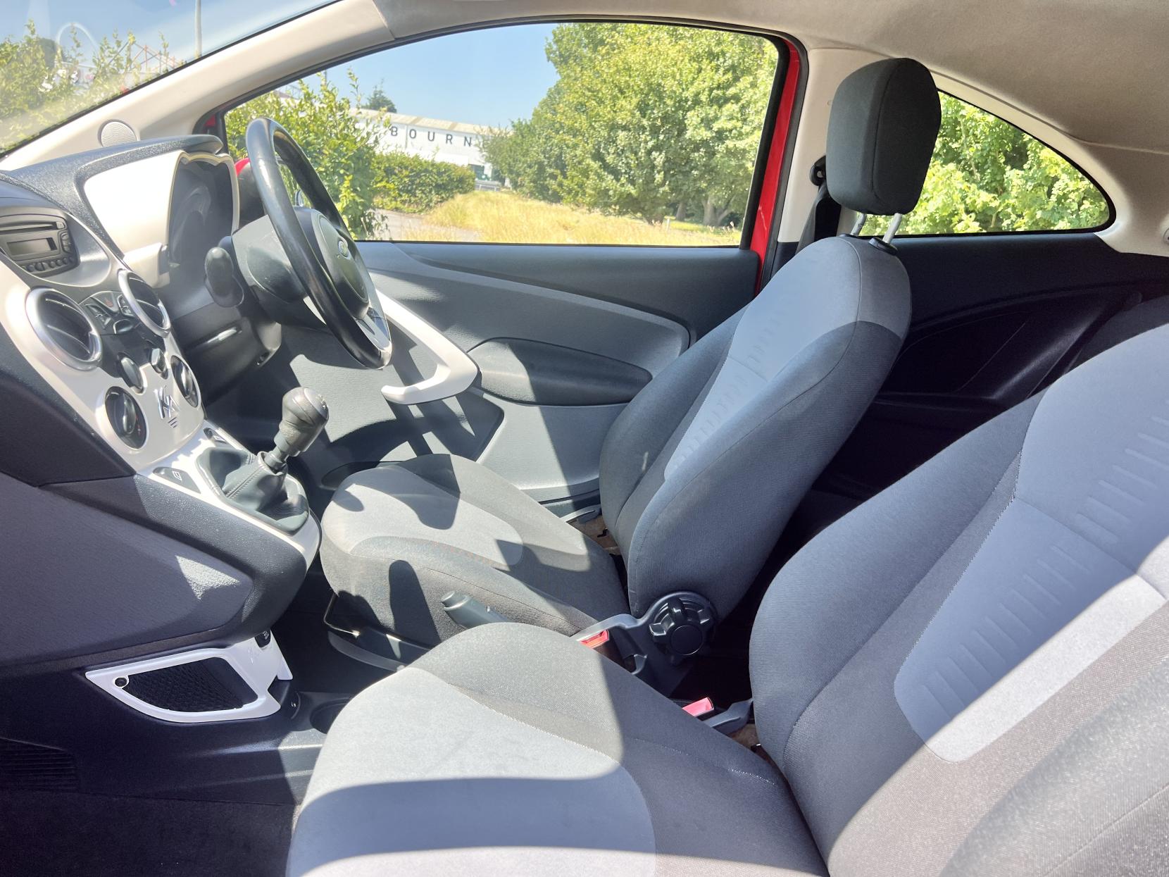 Ford Ka 1.2 Zetec Hatchback 3dr Petrol Manual Euro 5 (s/s) (69 ps)