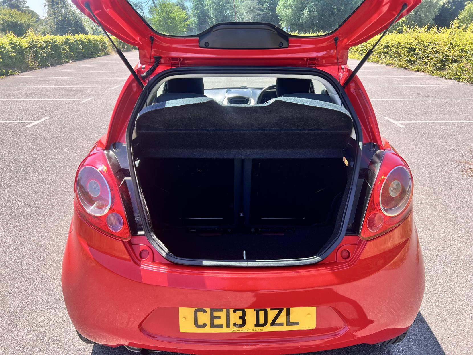 Ford Ka 1.2 Zetec Hatchback 3dr Petrol Manual Euro 5 (s/s) (69 ps)
