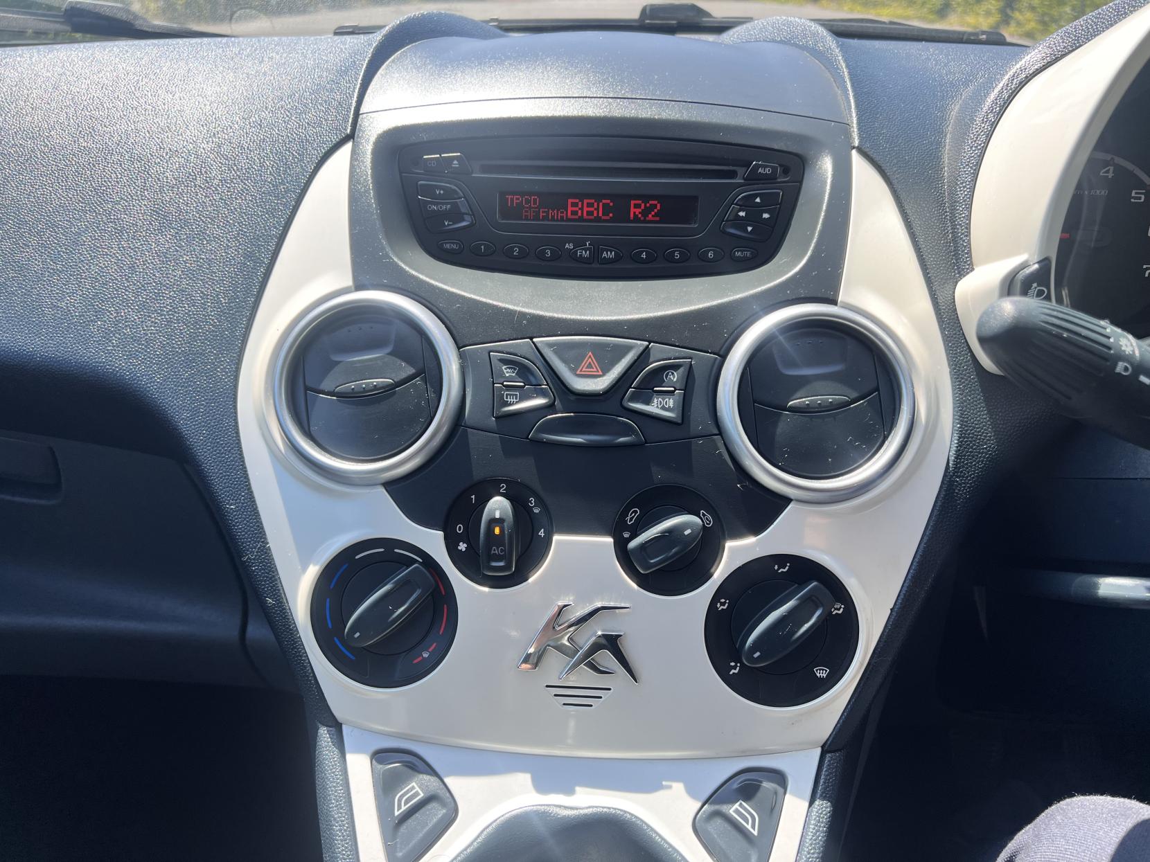 Ford Ka 1.2 Zetec Hatchback 3dr Petrol Manual Euro 5 (s/s) (69 ps)
