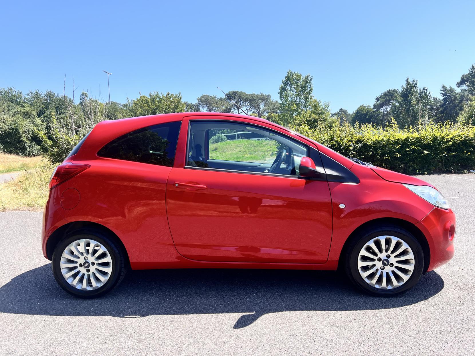 Ford Ka 1.2 Zetec Hatchback 3dr Petrol Manual Euro 5 (s/s) (69 ps)