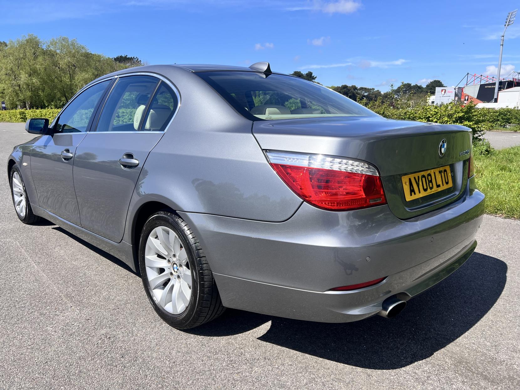 BMW 5 Series 2.0 520d Saloon 4dr Diesel Manual Euro 4 (163 ps)