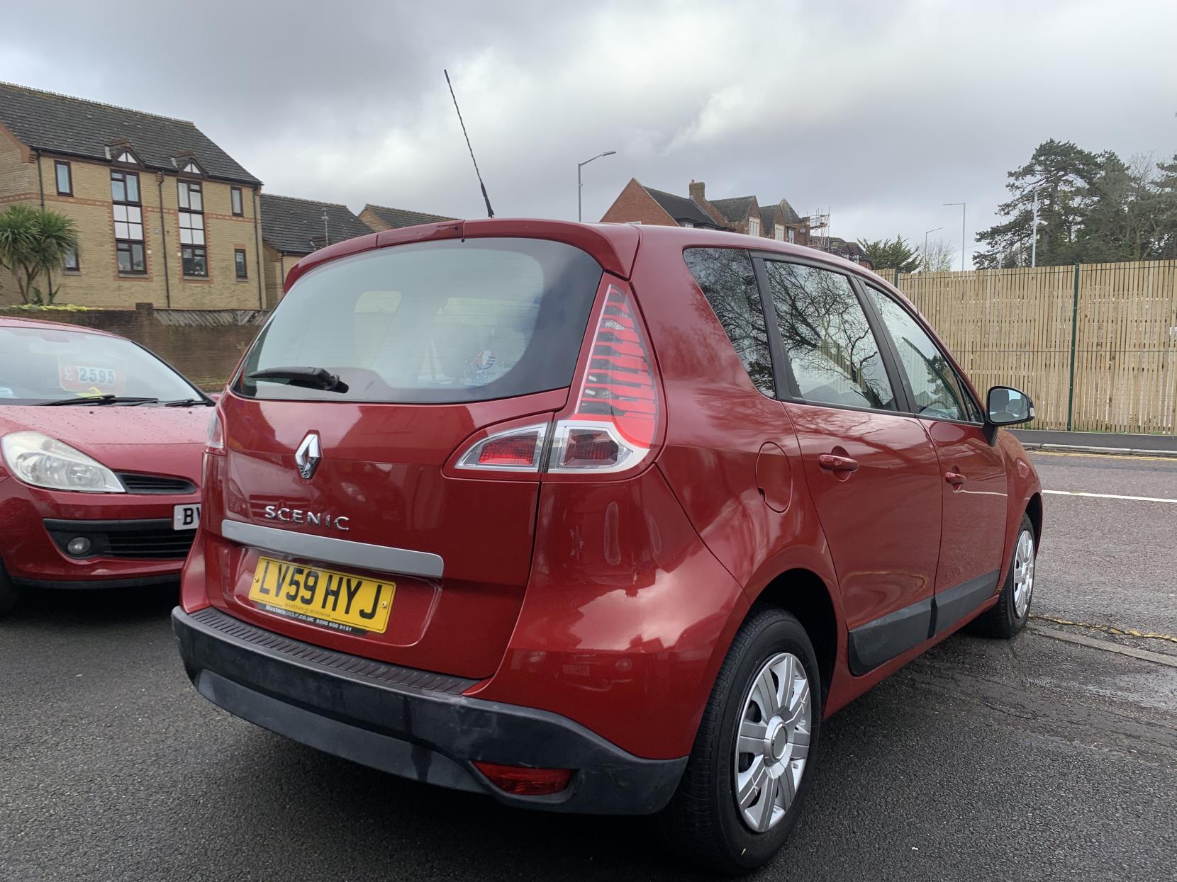 Renault Scenic 1.6 VVT Expression MPV 5dr Petrol Manual Euro 5 (110 ps)