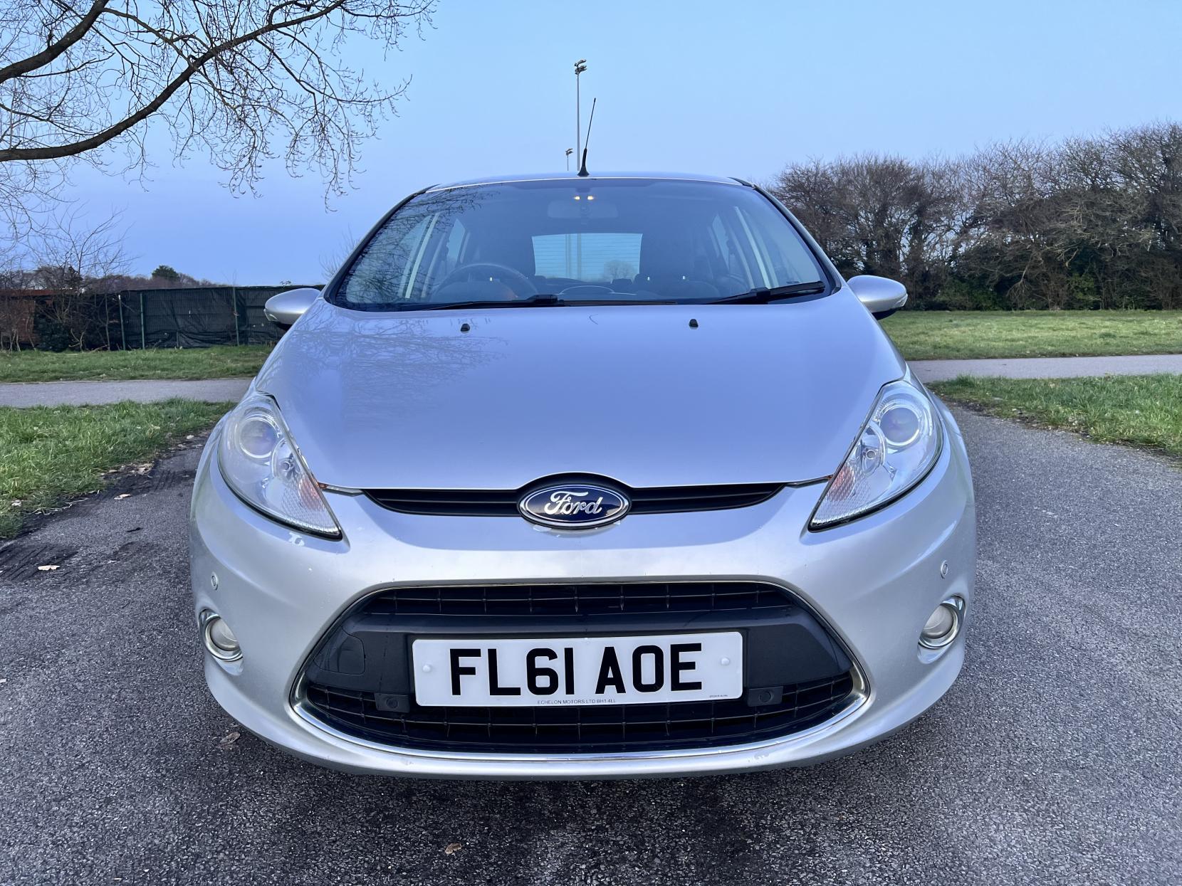 Ford Fiesta 1.4 Zetec Hatchback 5dr Petrol Manual (133 g/km, 94 bhp)