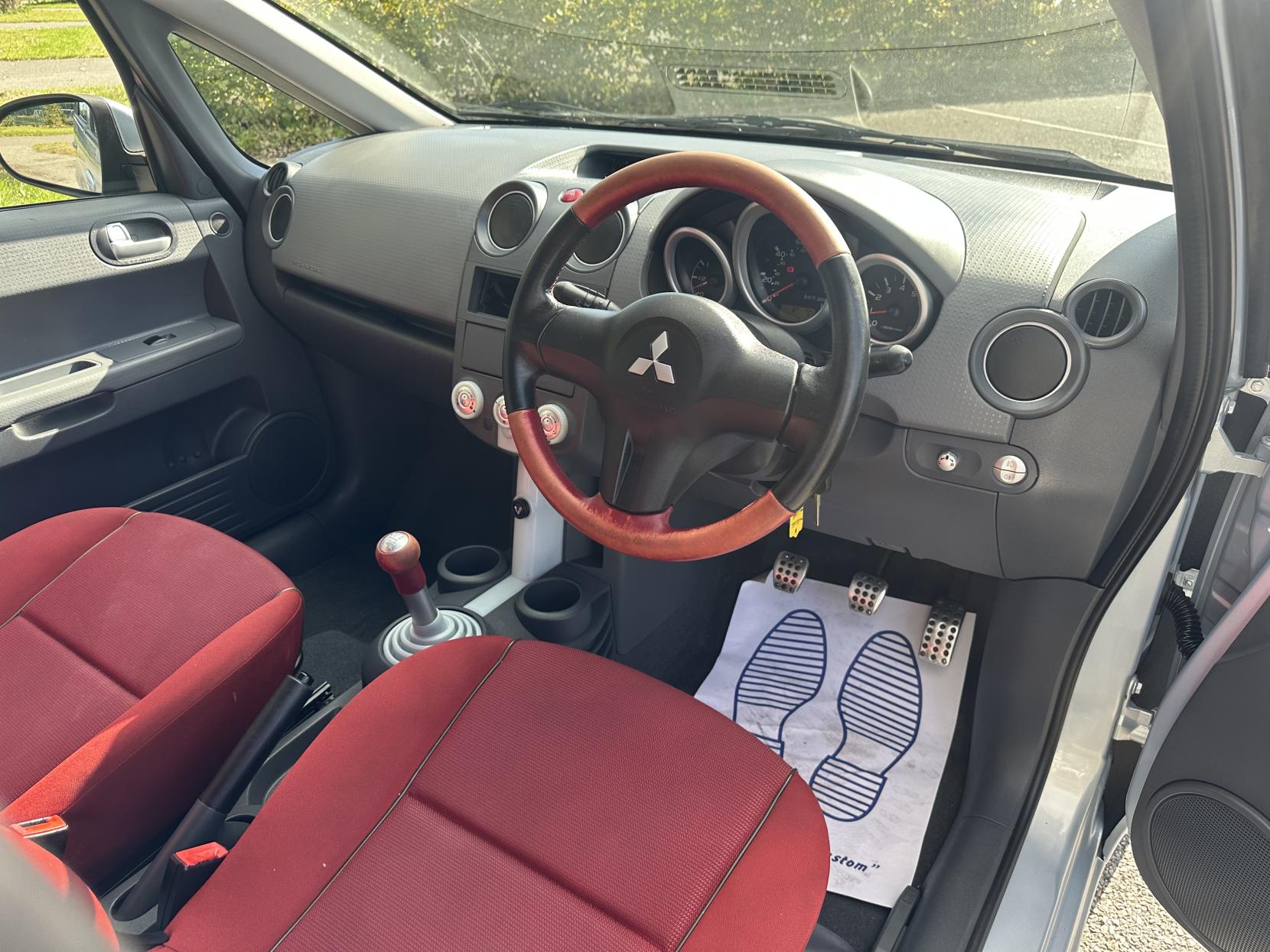 Mitsubishi Colt 1.5 Sport Hatchback 5dr Petrol Manual (148 g/km, 107 bhp)