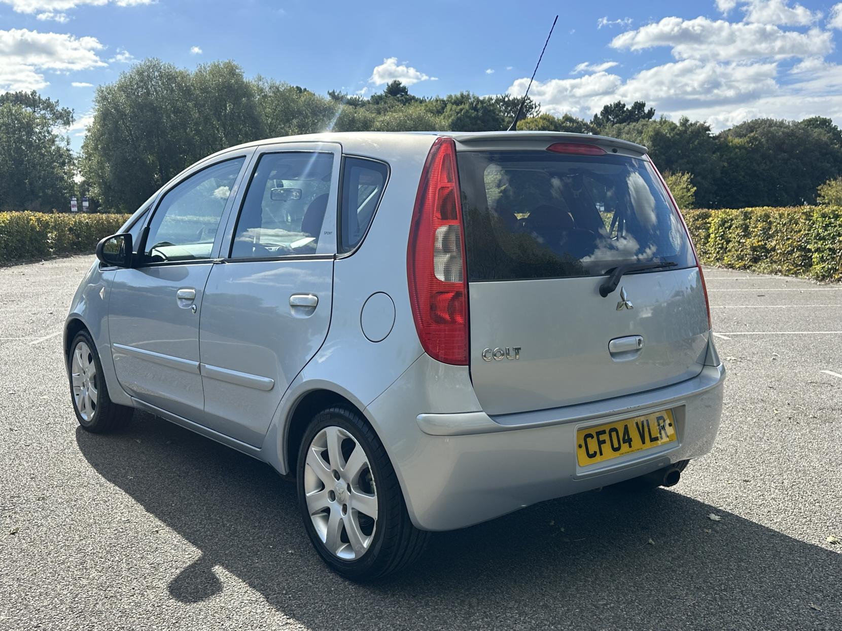 Mitsubishi Colt 1.5 Sport Hatchback 5dr Petrol Manual (148 g/km, 107 bhp)