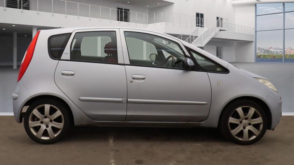Mitsubishi Colt 1.5 Sport Hatchback 5dr Petrol Manual (148 g/km, 107 bhp)