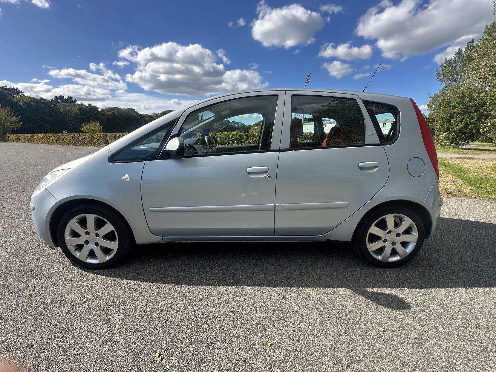 Mitsubishi Colt 1.5 Sport Hatchback 5dr Petrol Manual (148 g/km, 107 bhp)