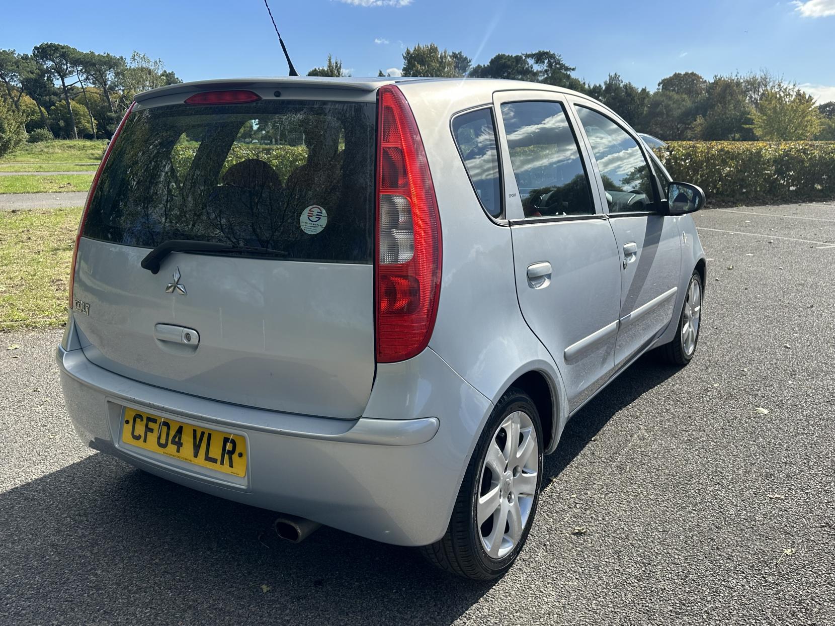 Mitsubishi Colt 1.5 Sport Hatchback 5dr Petrol Manual (148 g/km, 107 bhp)