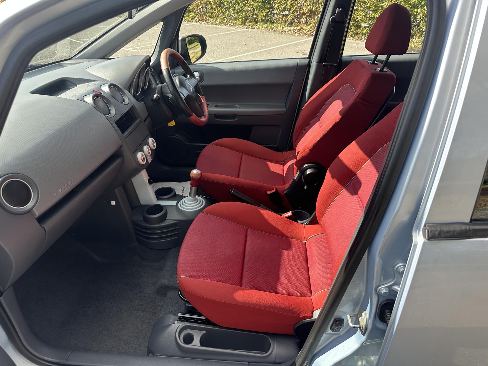 Mitsubishi Colt 1.5 Sport Hatchback 5dr Petrol Manual (148 g/km, 107 bhp)