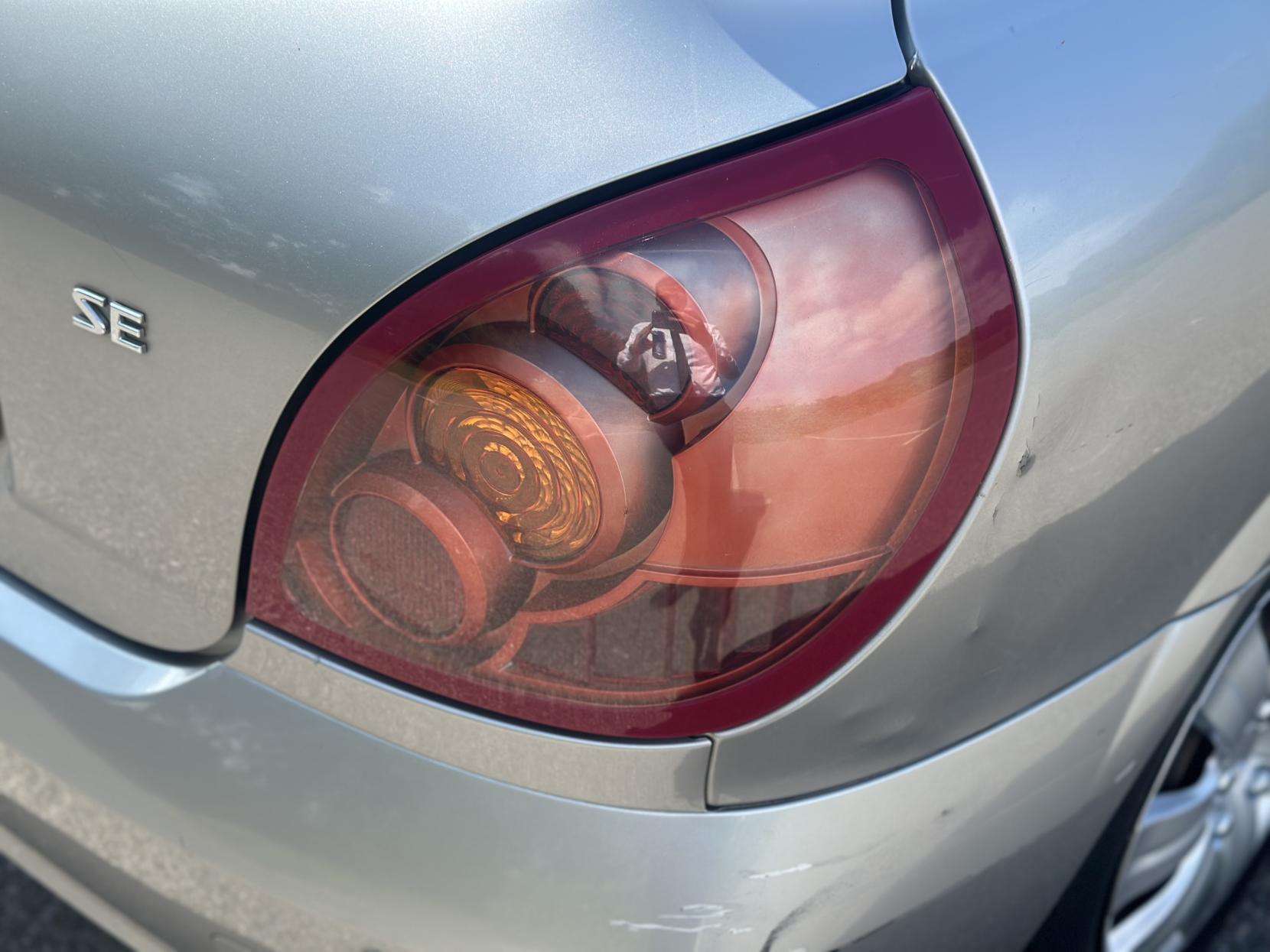 Nissan Almera 1.5 SE Hatchback 5dr Petrol Manual (160 g/km, 89 bhp)