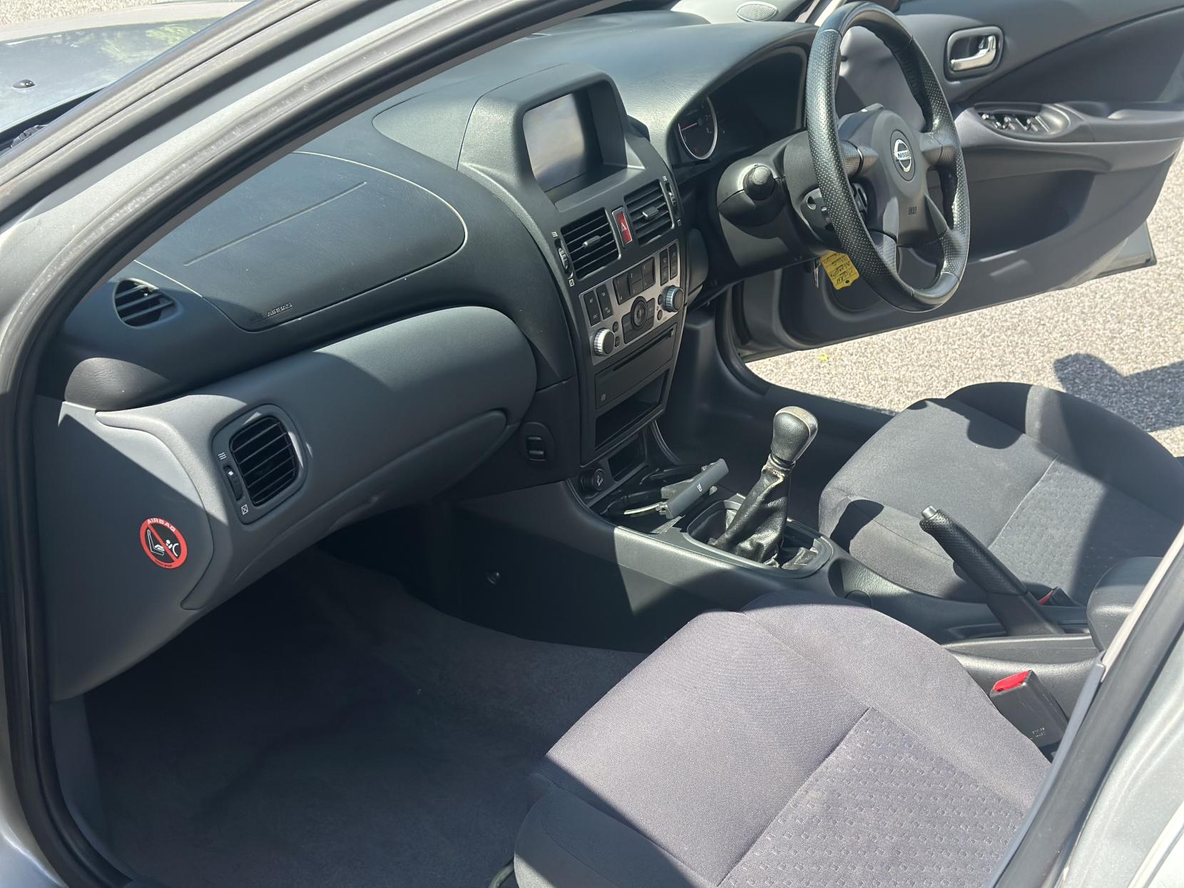Nissan Almera 1.5 SE Hatchback 5dr Petrol Manual (160 g/km, 89 bhp)