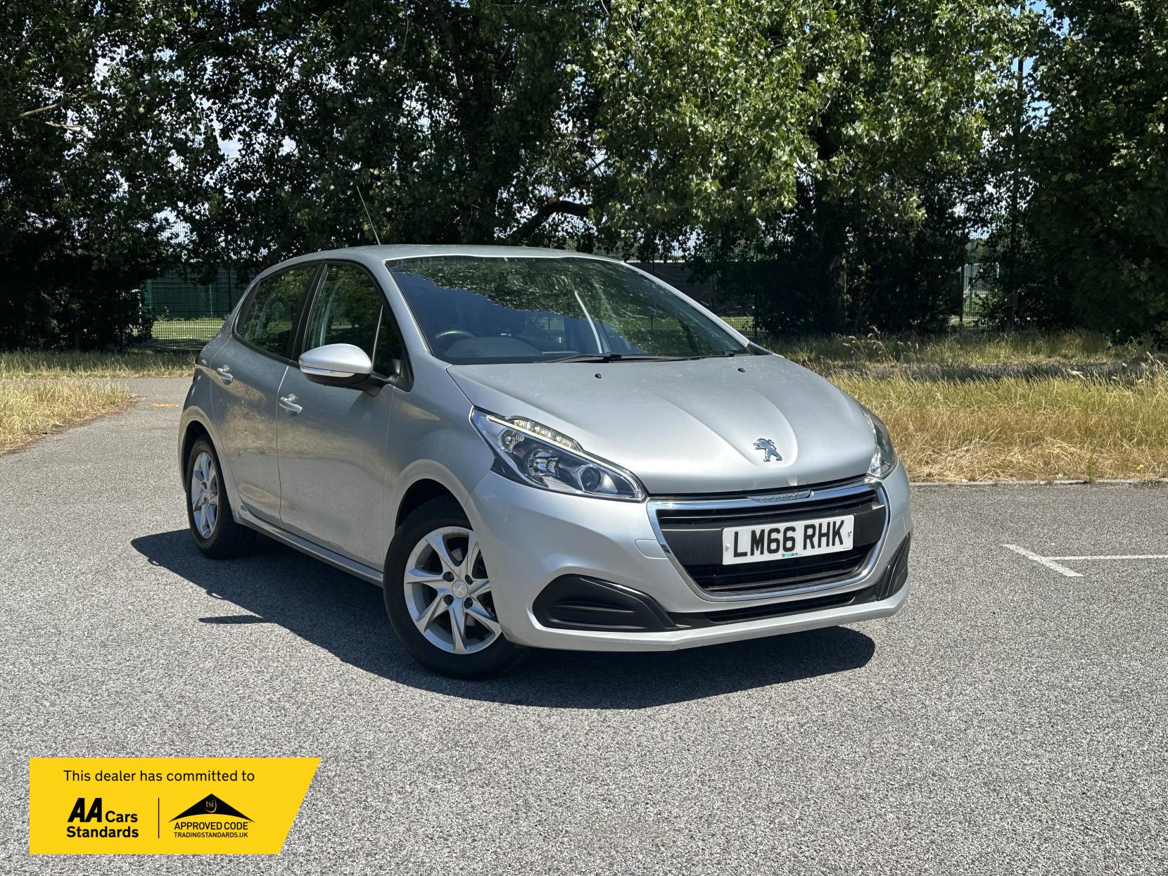 Peugeot 208 1.2 PureTech Active Hatchback 5dr Petrol Manual Euro 6 (82 ps)