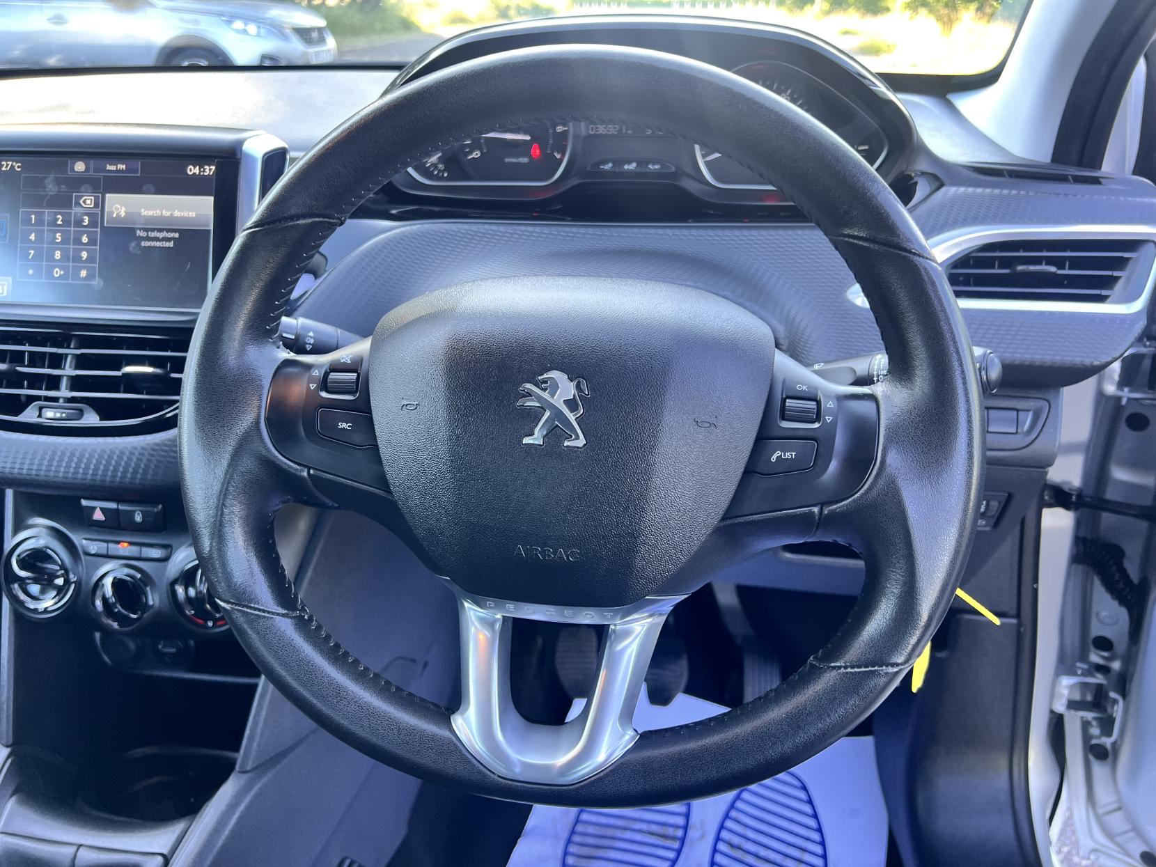 Peugeot 208 1.2 PureTech Active Hatchback 5dr Petrol Manual Euro 6 (82 ps)