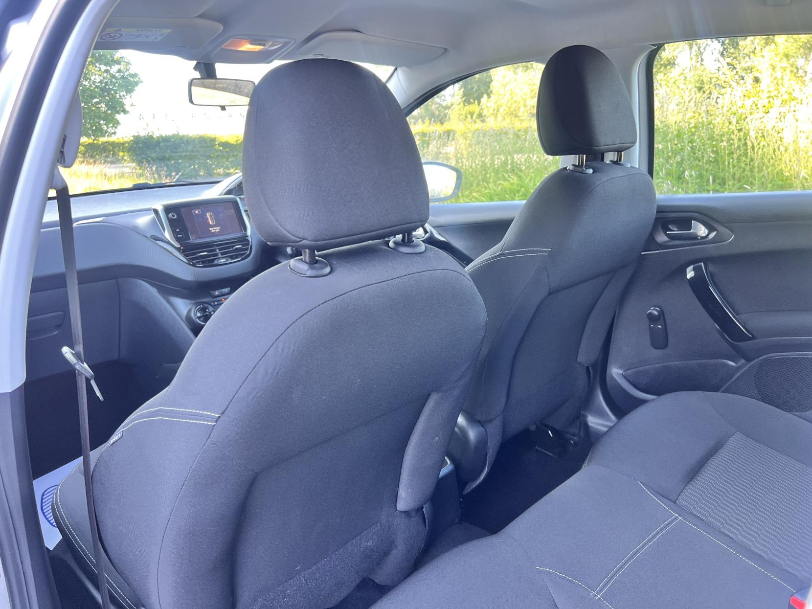 Peugeot 208 1.2 PureTech Active Hatchback 5dr Petrol Manual Euro 6 (82 ps)