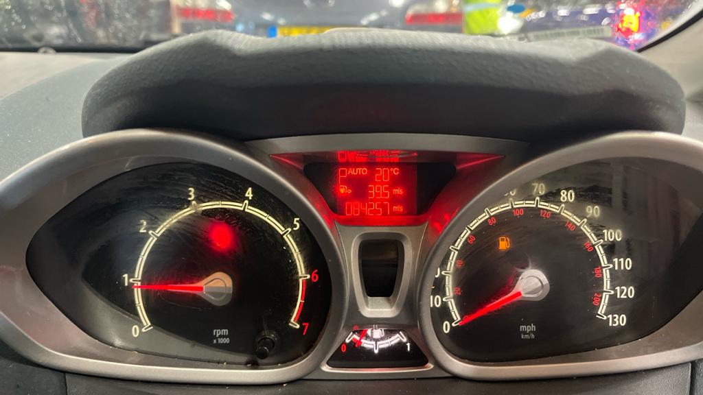 Ford Fiesta 1.4 Titanium Hatchback 5dr Petrol Automatic (154 g/km, 94 bhp)