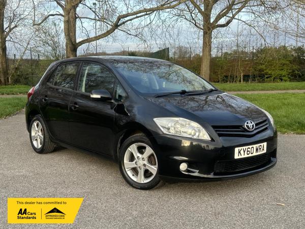 Toyota Auris 1.6 V-Matic TR Hatchback 5dr Petrol MultiMode Euro 5 (132 ps)