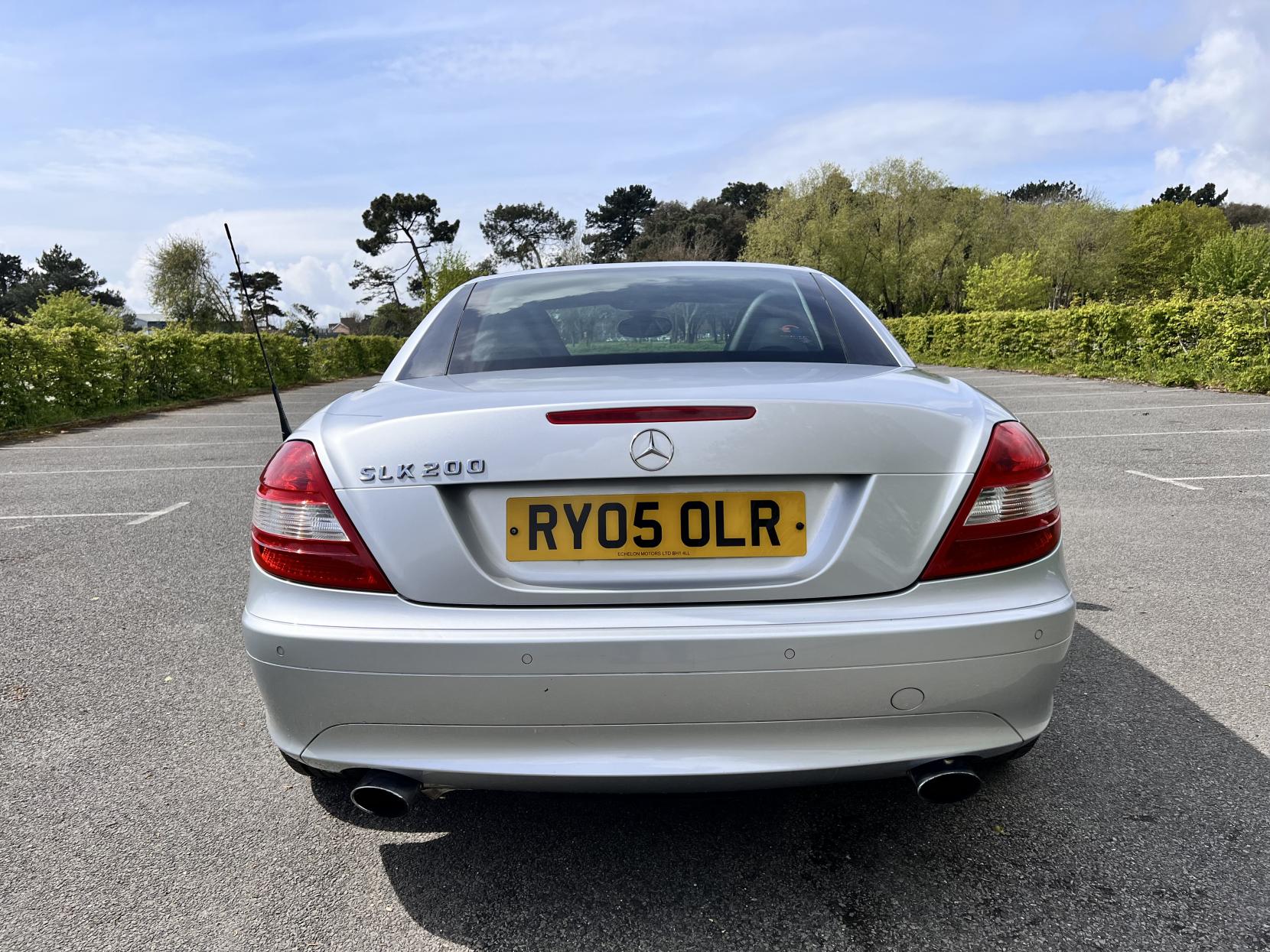 Mercedes-Benz SLK 1.8 SLK200 Kompressor Convertible 2dr Petrol Automatic (211 g/km, 163 bhp)