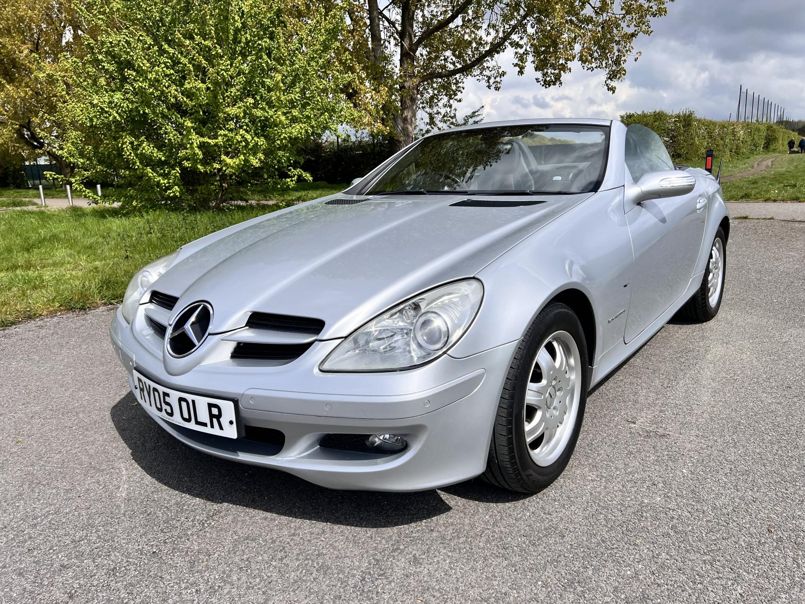 Mercedes-Benz SLK 1.8 SLK200 Kompressor Convertible 2dr Petrol Automatic (211 g/km, 163 bhp)