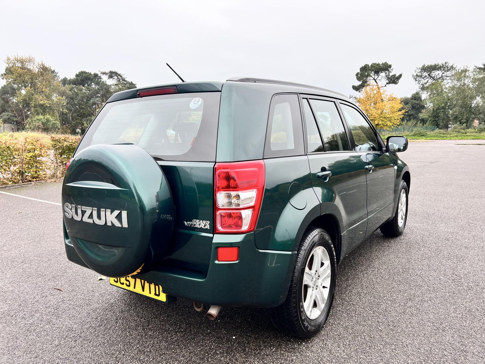 Suzuki Grand Vitara 2.0 16V SUV 5dr Petrol Manual 4WD Euro 4 (140 ps)