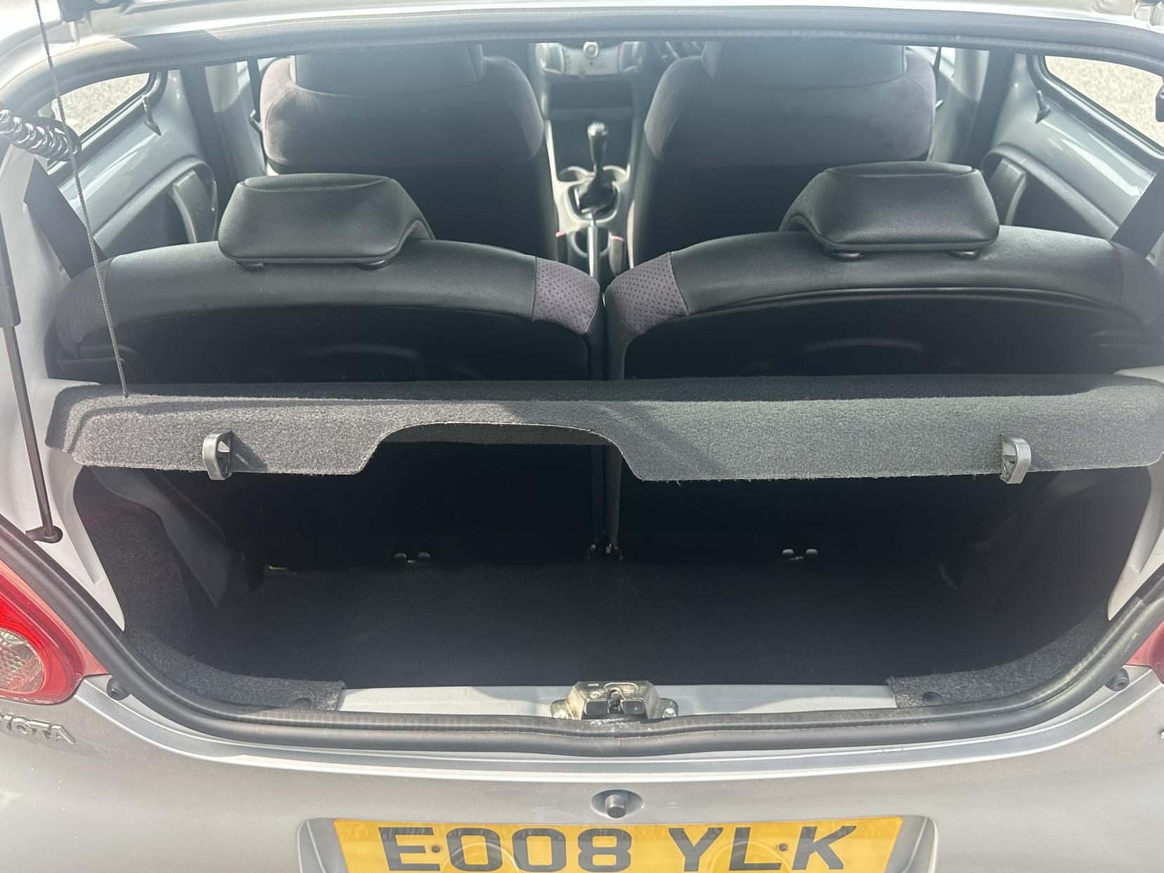 Toyota AYGO 1.0 VVT-i Platinum Hatchback 5dr Petrol Manual Euro 4 (67 bhp)