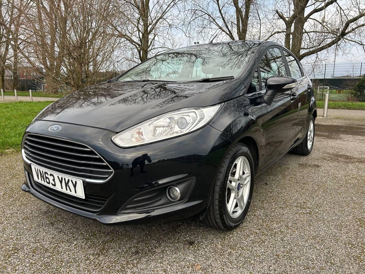 Ford Fiesta 1.0T EcoBoost Zetec Hatchback 5dr Petrol Manual Euro 5 (s/s) (100 ps)