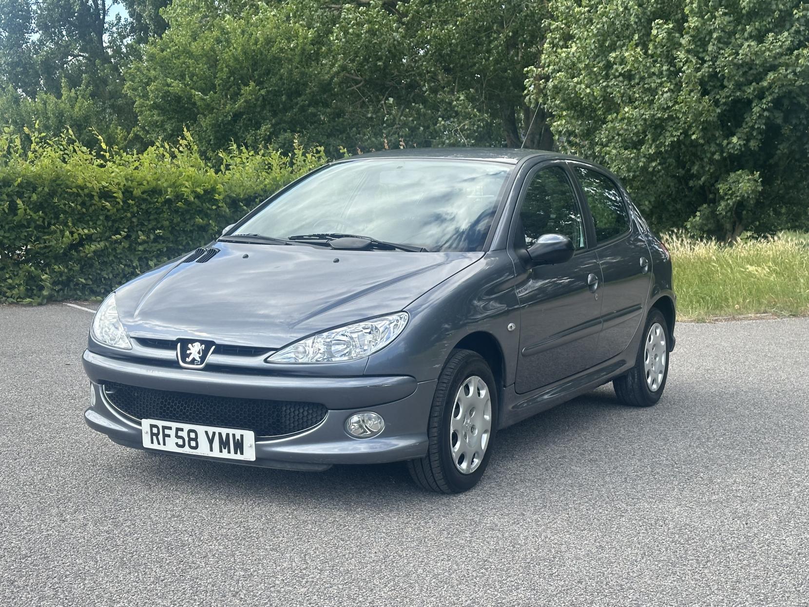 Peugeot 206 1.4 HDi Look Hatchback 5dr Diesel Manual (116 g/km, 68 bhp)