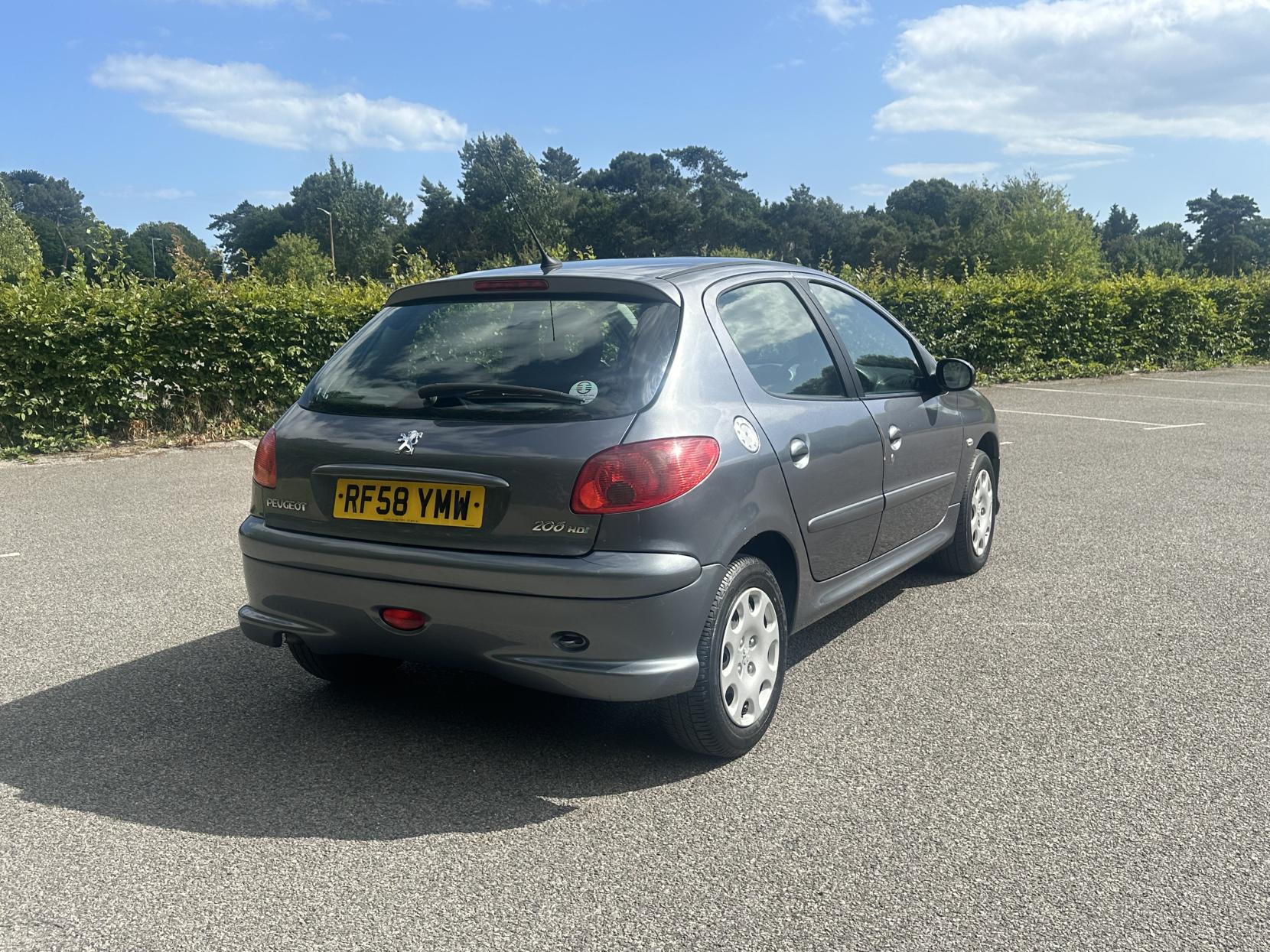Peugeot 206 1.4 HDi Look Hatchback 5dr Diesel Manual (116 g/km, 68 bhp)