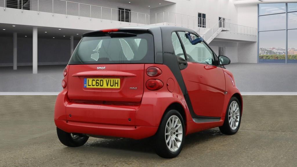 Smart fortwo 1.0 MHD Passion Coupe 2dr Petrol SoftTouch Euro 5 (s/s) (71 bhp)
