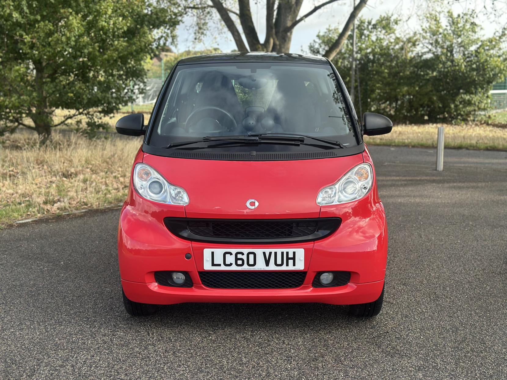 Smart fortwo 1.0 MHD Passion Coupe 2dr Petrol SoftTouch Euro 5 (s/s) (71 bhp)
