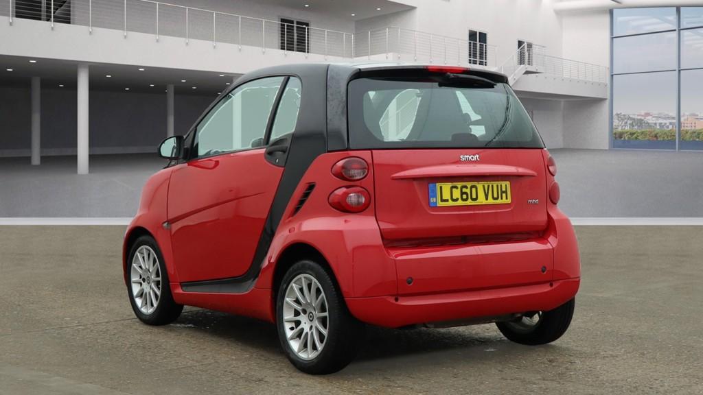 Smart fortwo 1.0 MHD Passion Coupe 2dr Petrol SoftTouch Euro 5 (s/s) (71 bhp)