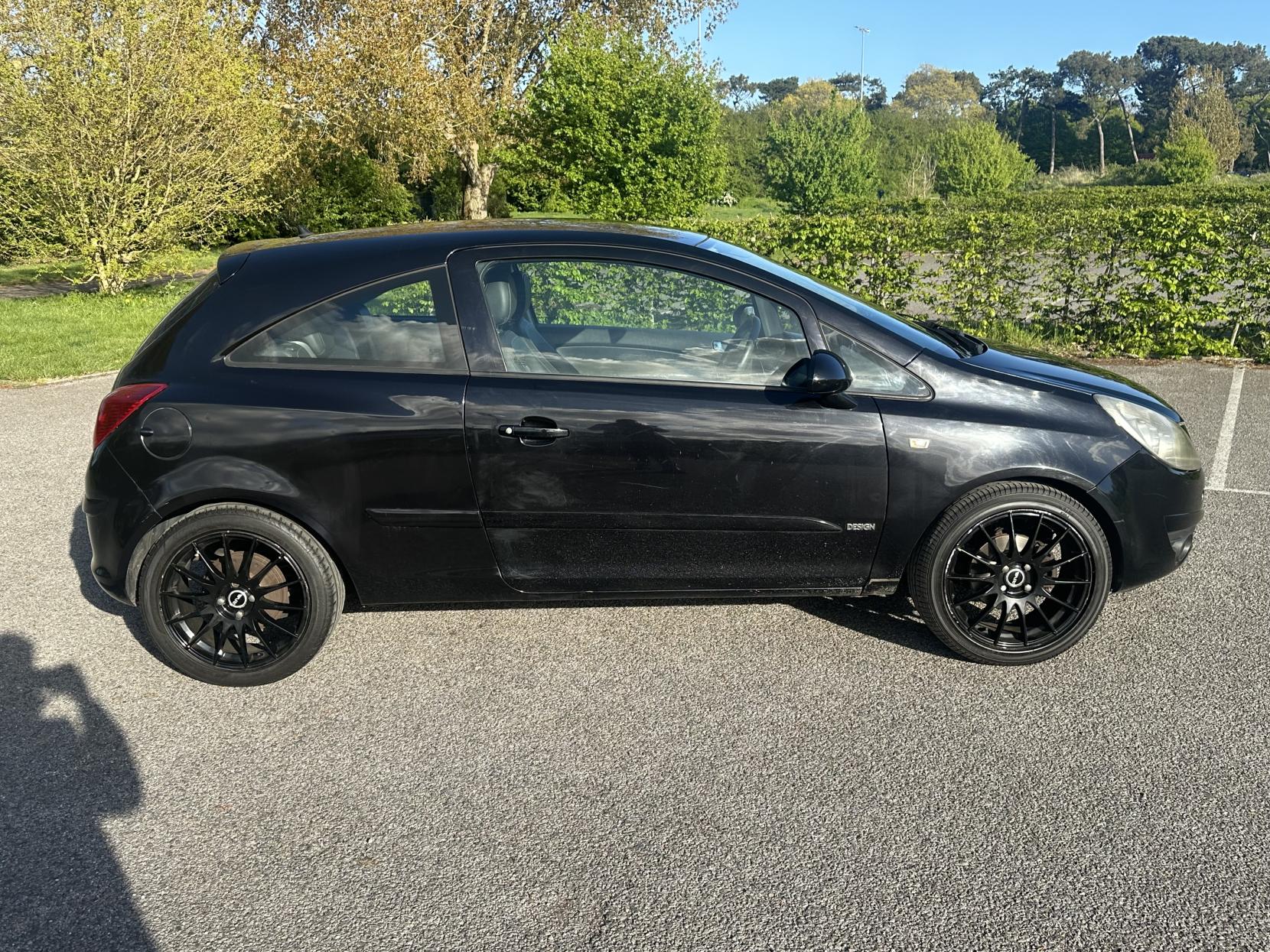 Vauxhall Corsa 1.4i 16v Design Hatchback 3dr Petrol Manual (a/c) (146 g/km, 89 bhp)