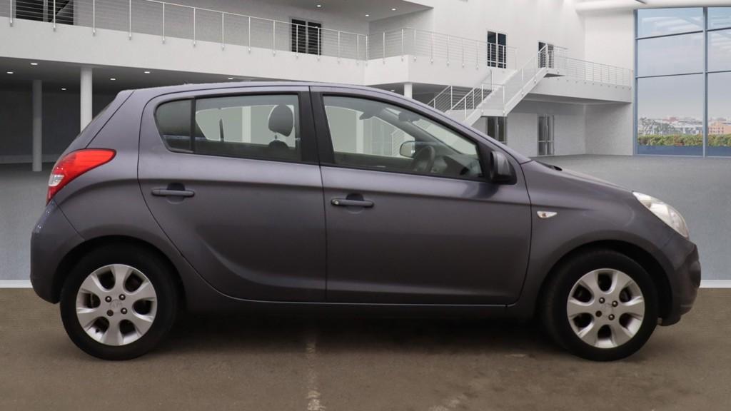Hyundai i20 1.4 Comfort Hatchback 5dr Petrol Manual Euro 4 (99 bhp)