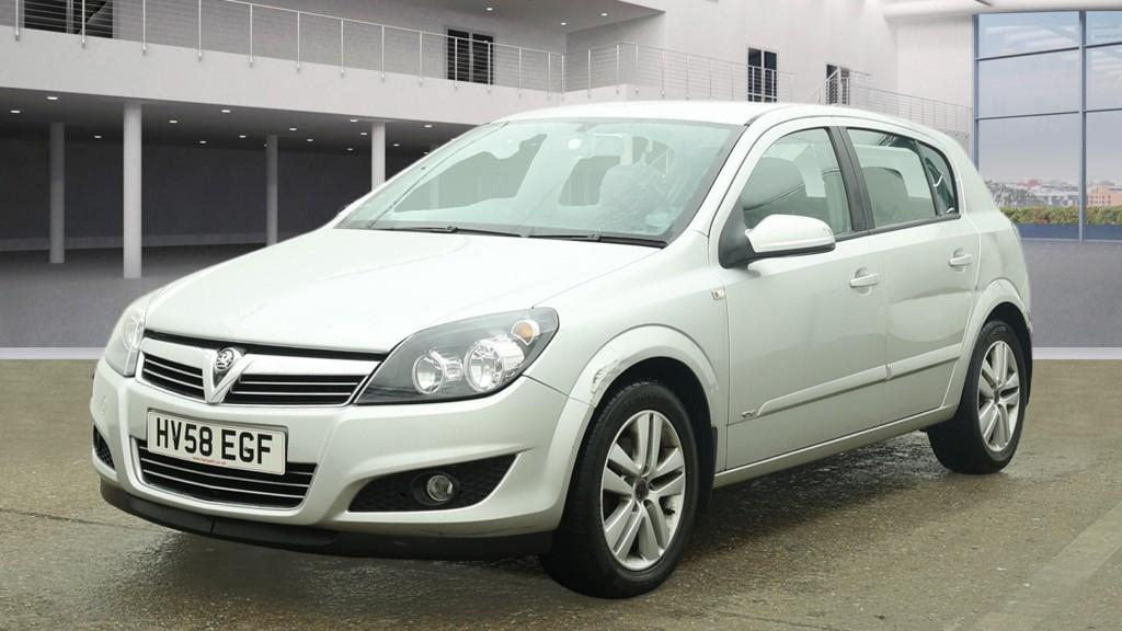 Vauxhall Astra 1.6i 16v SXi Hatchback 5dr Petrol Manual (155 g/km, 113 bhp)