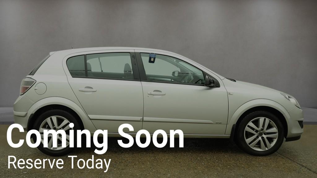 Vauxhall Astra 1.6i 16v SXi Hatchback 5dr Petrol Manual (155 g/km, 113 bhp)