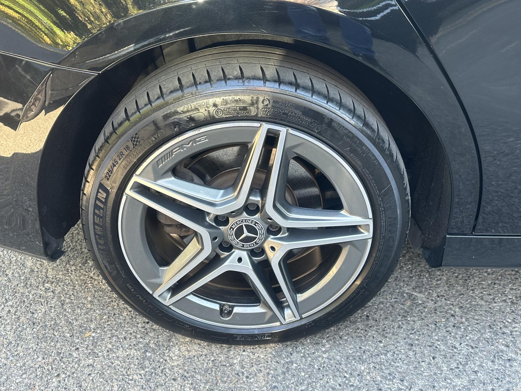 Mercedes-Benz A Class 1.3 A250e 15.6kWh AMG Line (Executive) Saloon 4dr Petrol Plug-in Hybrid 8G-DCT Euro 6 (s/s) (218 ps)