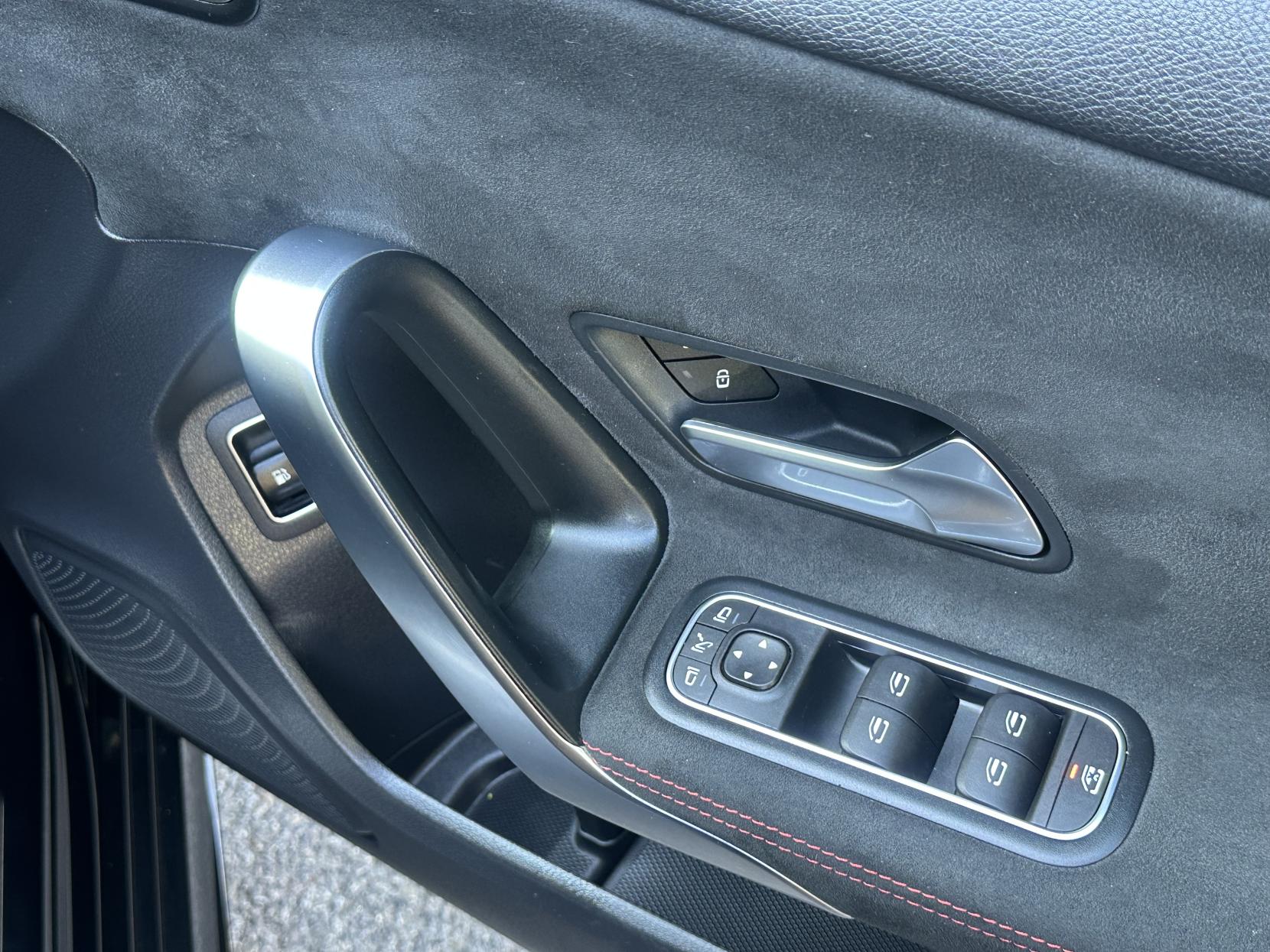 Mercedes-Benz A Class 1.3 A250e 15.6kWh AMG Line (Executive) Saloon 4dr Petrol Plug-in Hybrid 8G-DCT Euro 6 (s/s) (218 ps)