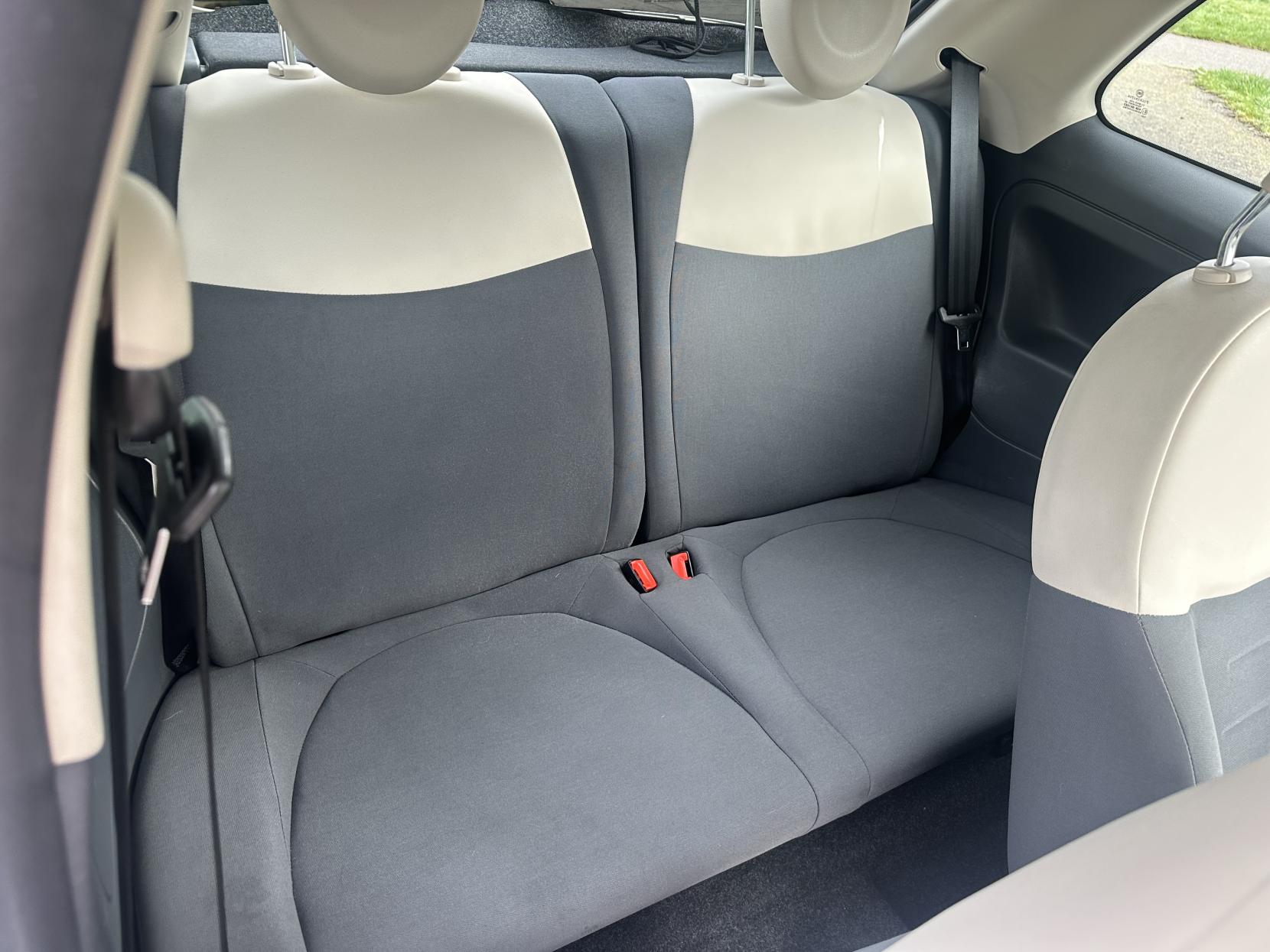 Fiat 500 1.2 Lounge Hatchback 3dr Petrol Manual Euro 5 (s/s) (69 bhp)