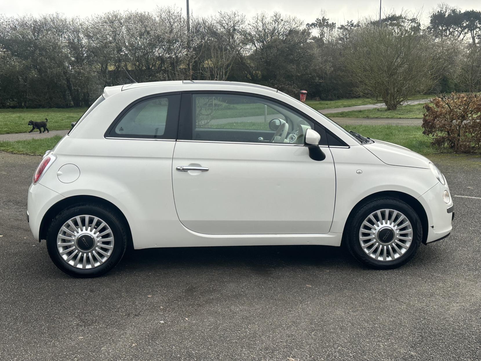 Fiat 500 1.2 Lounge Hatchback 3dr Petrol Manual Euro 5 (s/s) (69 bhp)