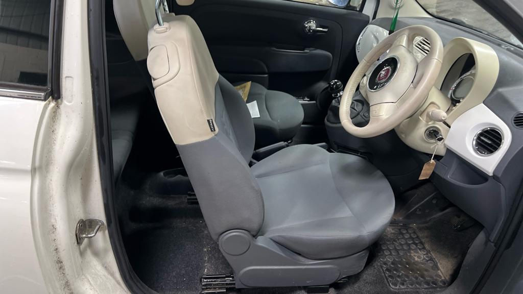 Fiat 500 1.2 Lounge Hatchback 3dr Petrol Manual Euro 5 (s/s) (69 bhp)