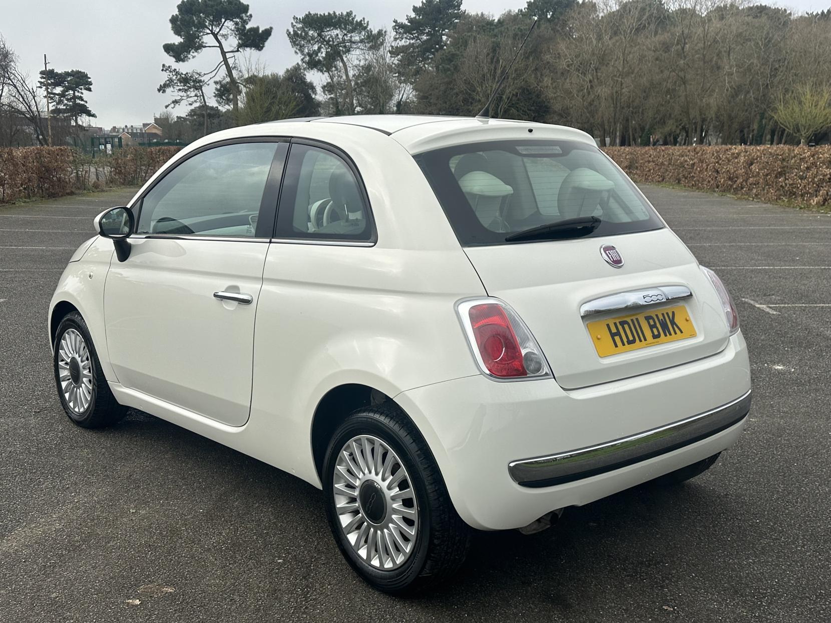 Fiat 500 1.2 Lounge Hatchback 3dr Petrol Manual Euro 5 (s/s) (69 bhp)