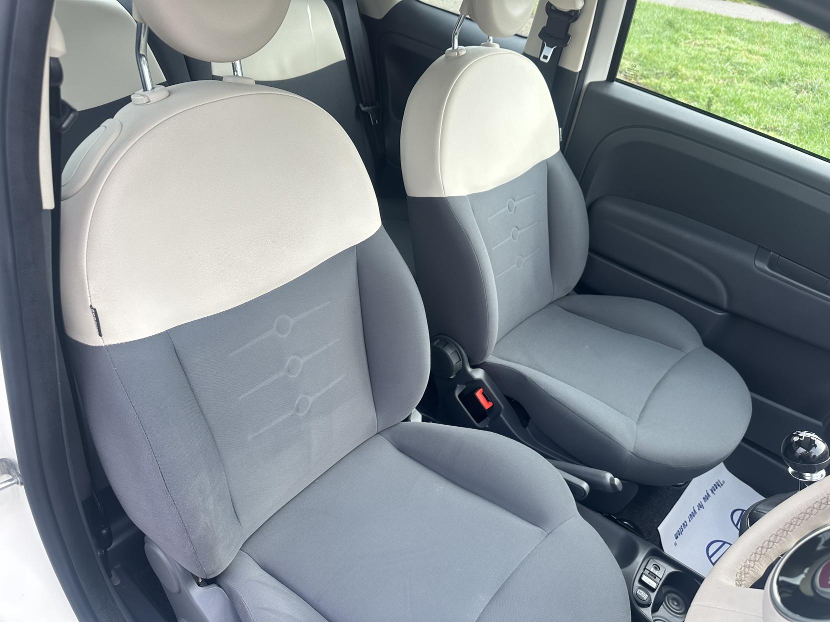 Fiat 500 1.2 Lounge Hatchback 3dr Petrol Manual Euro 5 (s/s) (69 bhp)