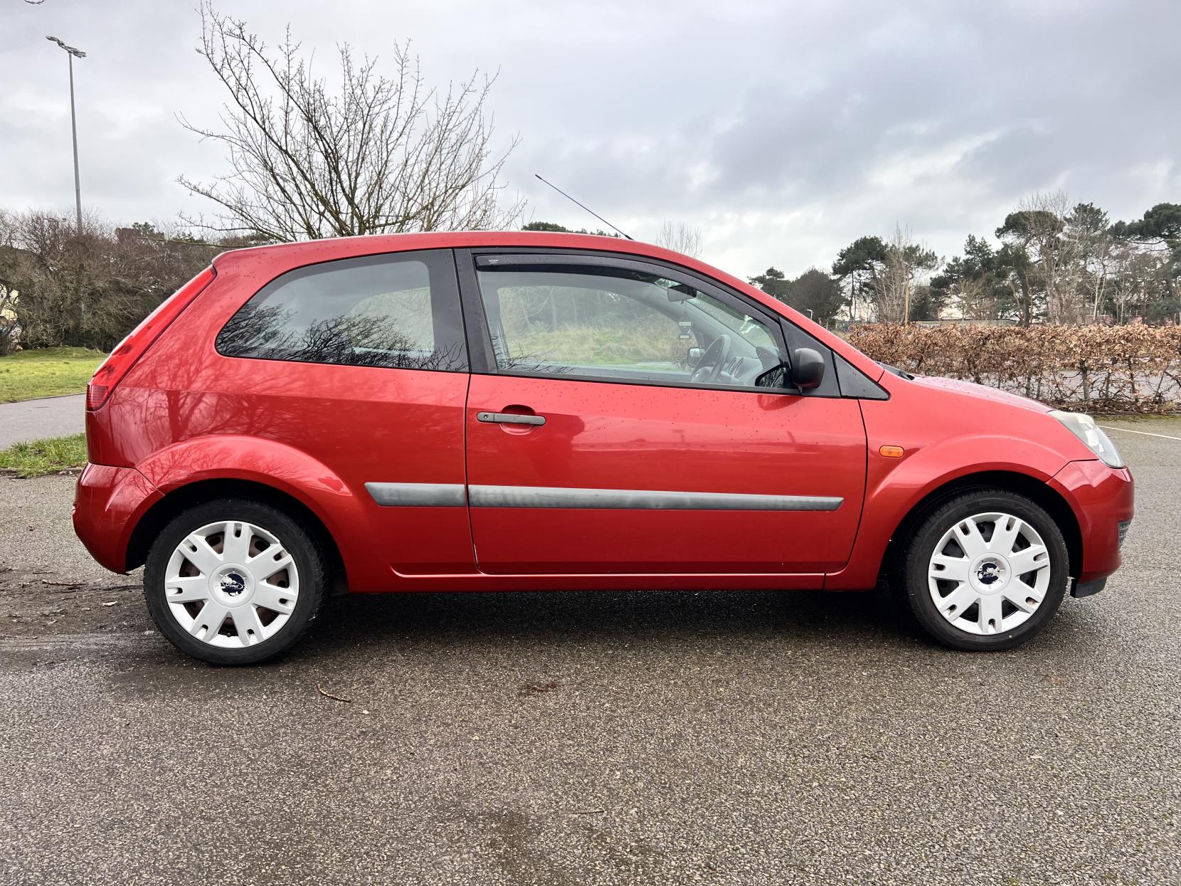 Ford Fiesta 1.25 Style Climate Hatchback 3dr Petrol Manual (142 g/km, 74 bhp)