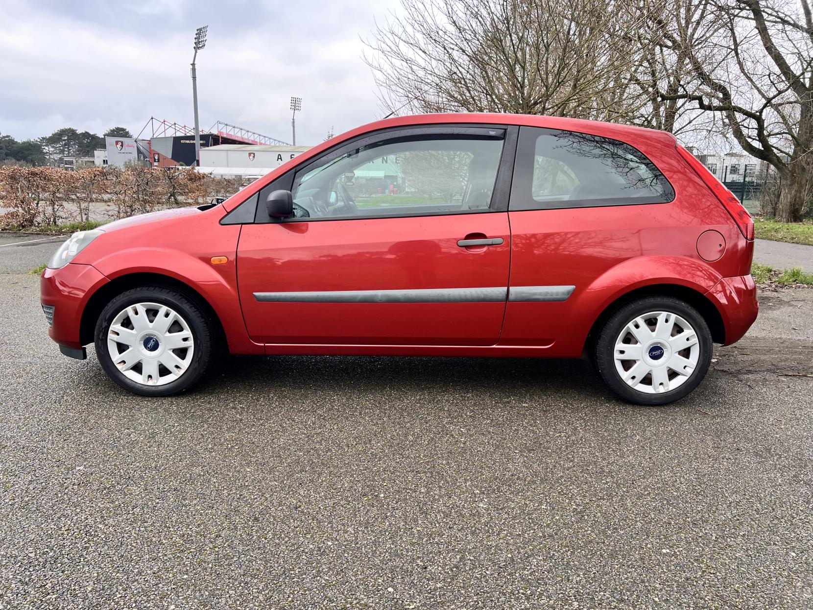 Ford Fiesta 1.25 Style Climate Hatchback 3dr Petrol Manual (142 g/km, 74 bhp)